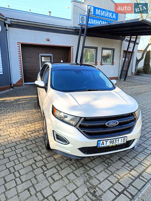 Внедорожник / Кроссовер Ford Edge 2016 в Ивано-Франковске