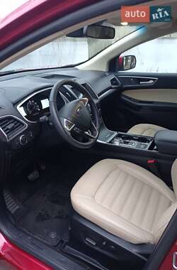 Внедорожник / Кроссовер Ford Edge 2020 в 