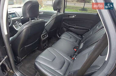 Внедорожник / Кроссовер Ford Edge 2015 в 