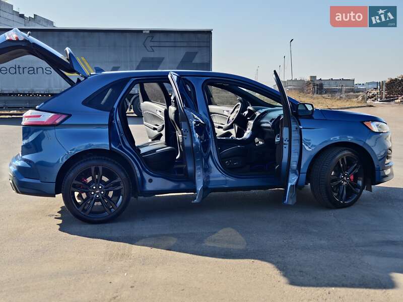 Внедорожник / Кроссовер Ford Edge 2018 в Нововолынске