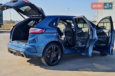 Внедорожник / Кроссовер Ford Edge 2018 в 