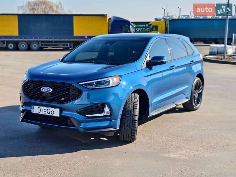 Внедорожник / Кроссовер Ford Edge 2018 в Нововолынске