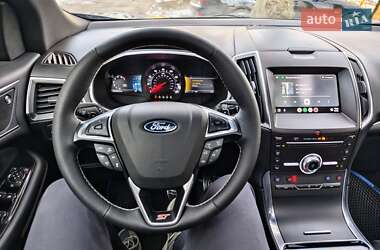Внедорожник / Кроссовер Ford Edge 2018 в 