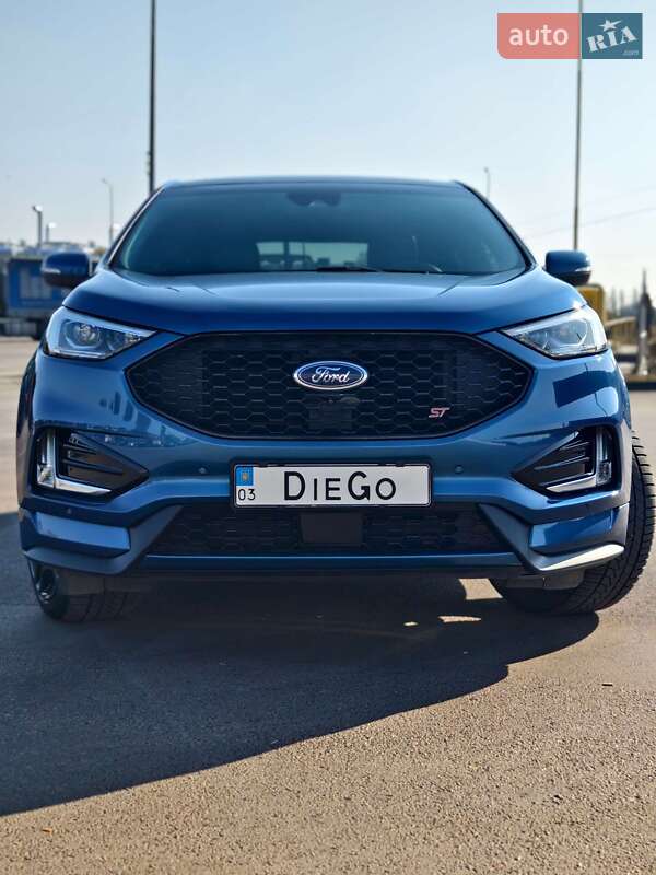 Внедорожник / Кроссовер Ford Edge 2018 в Нововолынске