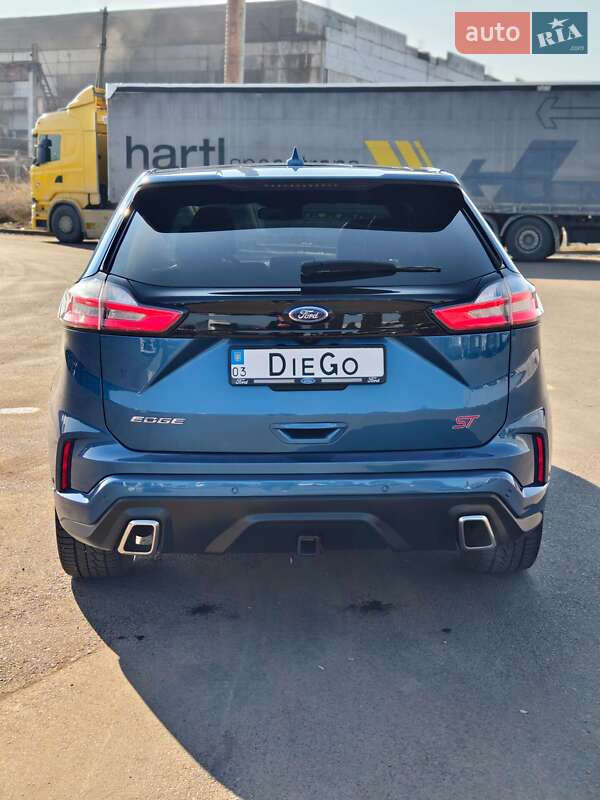 Внедорожник / Кроссовер Ford Edge 2018 в Нововолынске