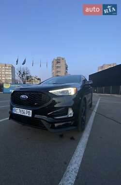Внедорожник / Кроссовер Ford Edge 2018 в 