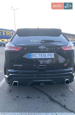 Внедорожник / Кроссовер Ford Edge 2018 в 