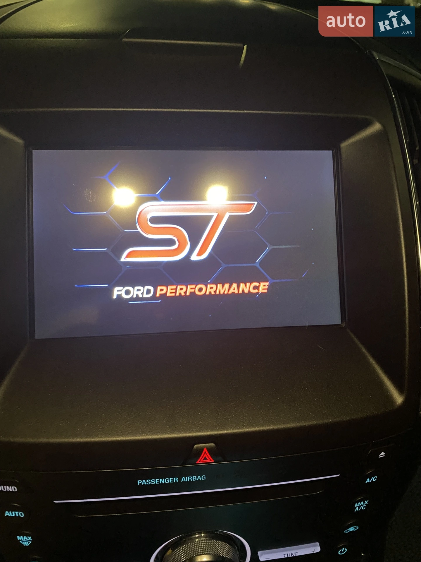 2018 Ford Edge - мініатюра 17