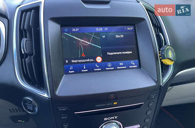 Внедорожник / Кроссовер Ford Edge 2018 в 