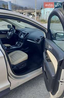 Внедорожник / Кроссовер Ford Edge 2017 в 