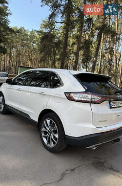 Внедорожник / Кроссовер Ford Edge 2016 в 