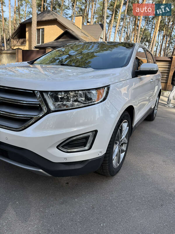 Позашляховик / Кросовер Ford Edge 2016 в Чернігові