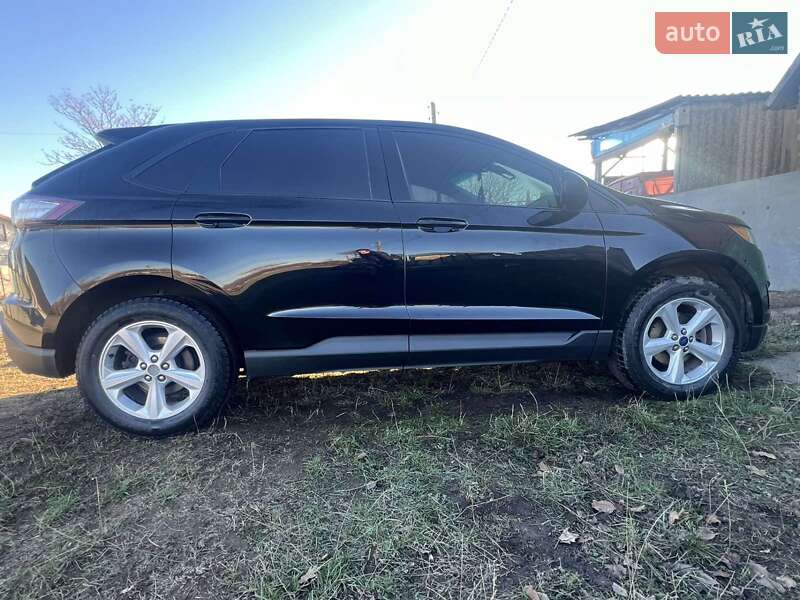 Позашляховик / Кросовер Ford Edge 2017 в Полтаві