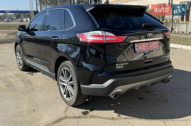 Внедорожник / Кроссовер Ford Edge 2019 в 