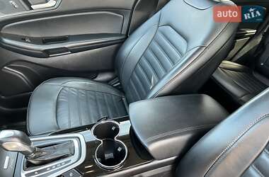 Внедорожник / Кроссовер Ford Edge 2017 в 