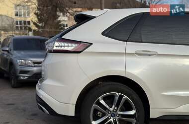 Внедорожник / Кроссовер Ford Edge 2018 в 