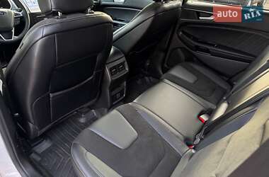 Внедорожник / Кроссовер Ford Edge 2018 в 