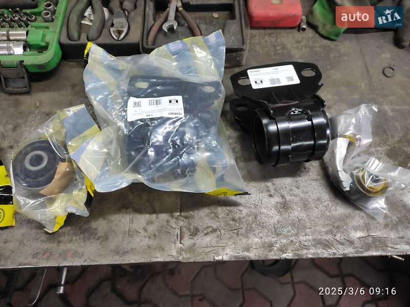 Внедорожник / Кроссовер Ford Edge 2016 в Черновцах