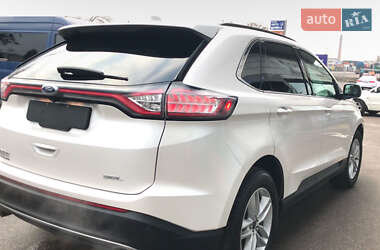 Внедорожник / Кроссовер Ford Edge 2017 в 