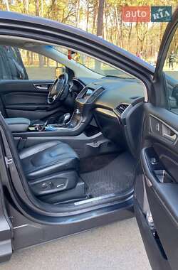 Внедорожник / Кроссовер Ford Edge 2017 в 