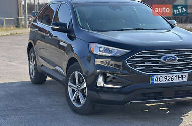 Позашляховик / Кросовер Ford Edge 2019 в 