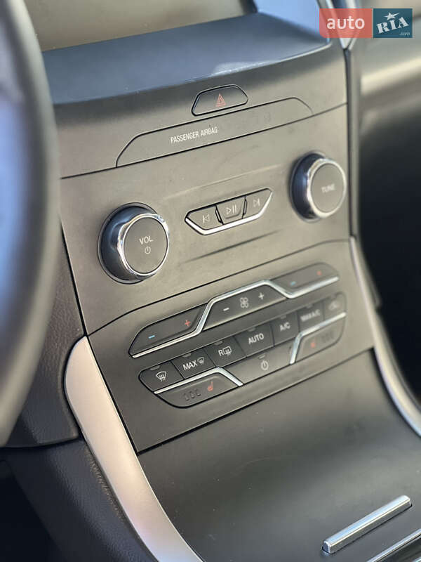 Внедорожник / Кроссовер Ford Edge 2019 в Звягеле