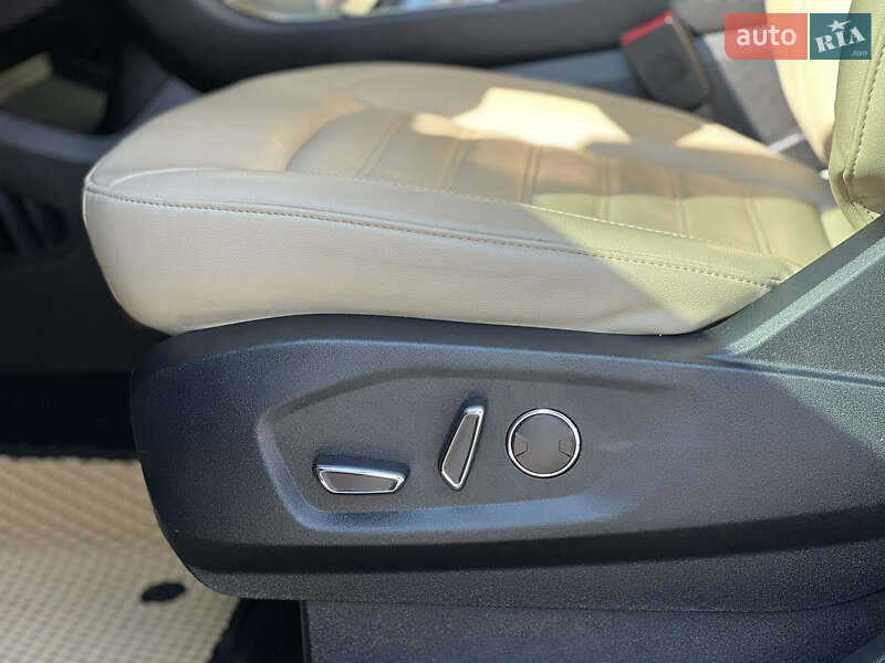Внедорожник / Кроссовер Ford Edge 2019 в Звягеле