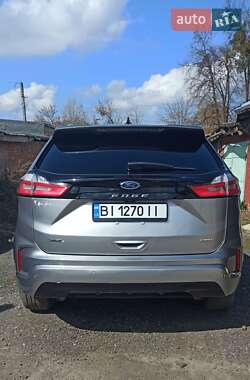 Внедорожник / Кроссовер Ford Edge 2022 в 