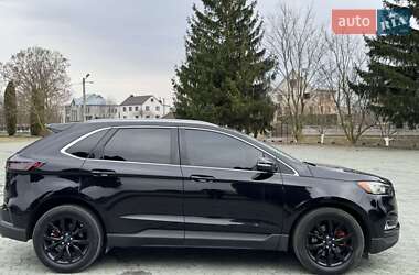 Внедорожник / Кроссовер Ford Edge 2019 в 
