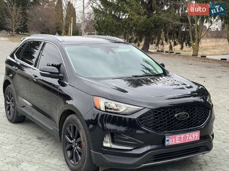 Позашляховик / Кросовер Ford Edge 2019 в Дубні