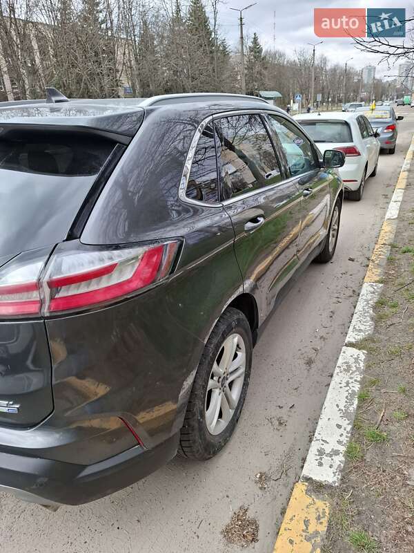Позашляховик / Кросовер Ford Edge 2019 в Броварах
