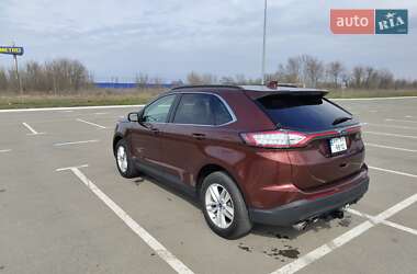 Внедорожник / Кроссовер Ford Edge 2016 в 