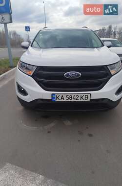 Внедорожник / Кроссовер Ford Edge 2016 в 
