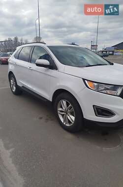 Внедорожник / Кроссовер Ford Edge 2016 в 