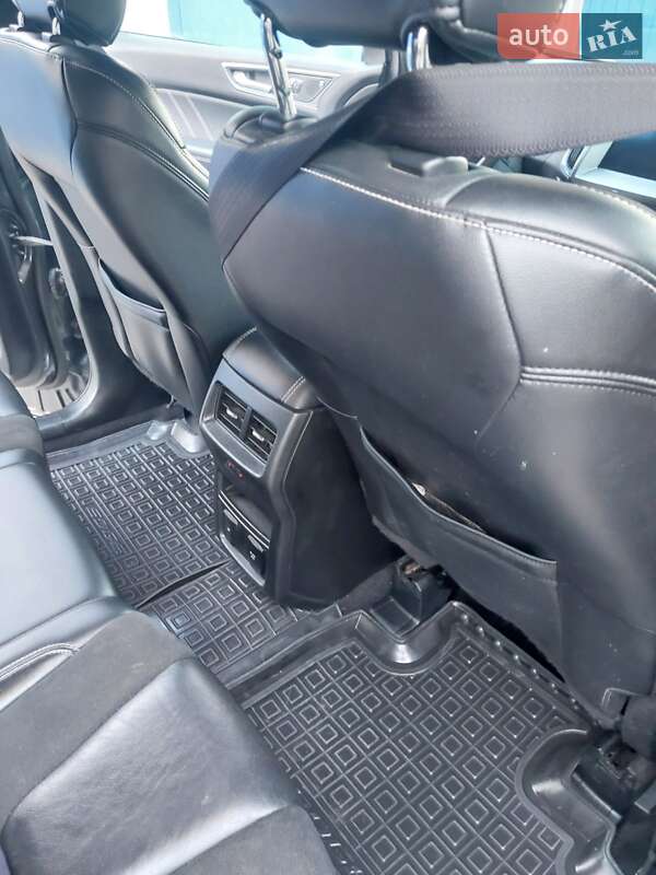 Внедорожник / Кроссовер Ford Edge 2019 в Бородянке