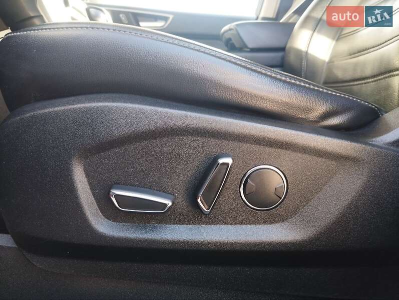 Позашляховик / Кросовер Ford Edge 2016 в Тернополі