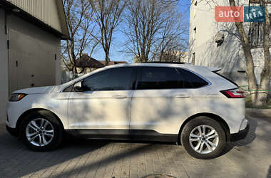 Внедорожник / Кроссовер Ford Edge 2018 в 