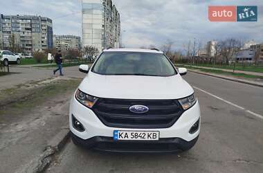 Внедорожник / Кроссовер Ford Edge 2016 в 