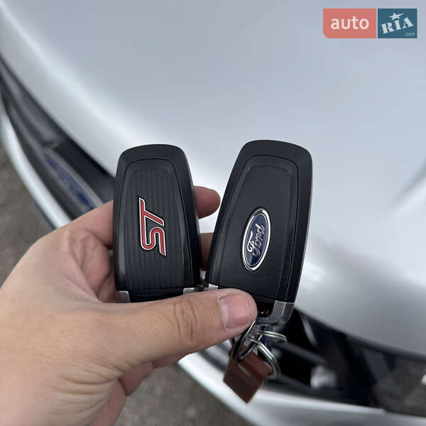 Позашляховик / Кросовер Ford Edge 2018 в Києві фото 101 Позашляховик / Кросовер Ford Edge 2018 в Києві