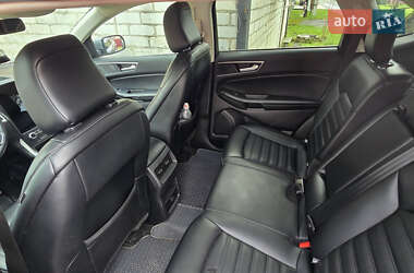 Внедорожник / Кроссовер Ford Edge 2022 в 