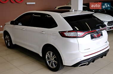 Внедорожник / Кроссовер Ford Edge 2017 в 
