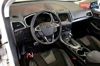 Внедорожник / Кроссовер Ford Edge 2017 в 