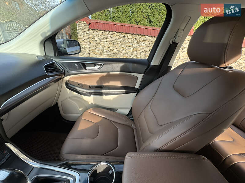 Позашляховик / Кросовер Ford Edge 2016 в Рівному