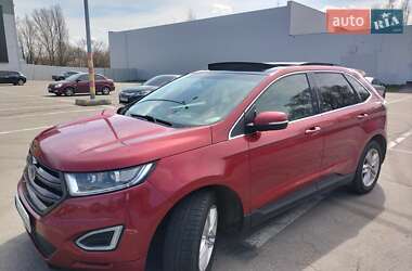 Внедорожник / Кроссовер Ford Edge 2015 в 