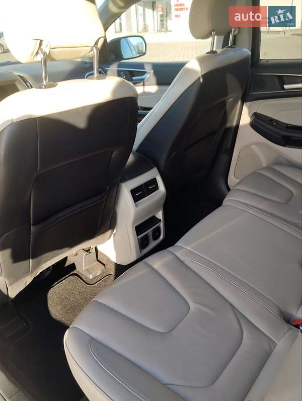 Внедорожник / Кроссовер Ford Edge 2018 в Киеве