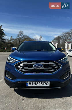 Позашляховик / Кросовер Ford Edge 2022 в 