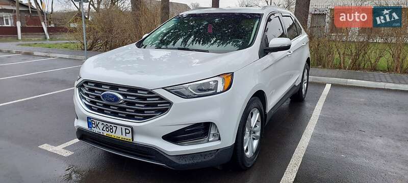 Позашляховик / Кросовер Ford Edge 2019 в Дубні