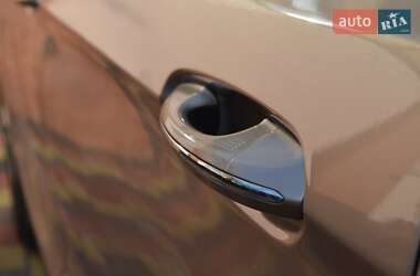 Позашляховик / Кросовер Ford Edge 2021 в 