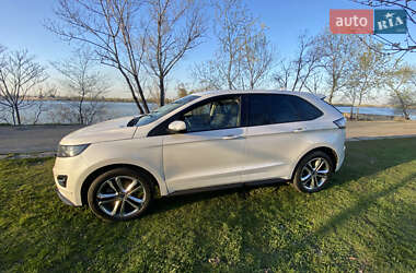 Внедорожник / Кроссовер Ford Edge 2017 в 