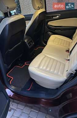 Внедорожник / Кроссовер Ford Edge 2016 в 